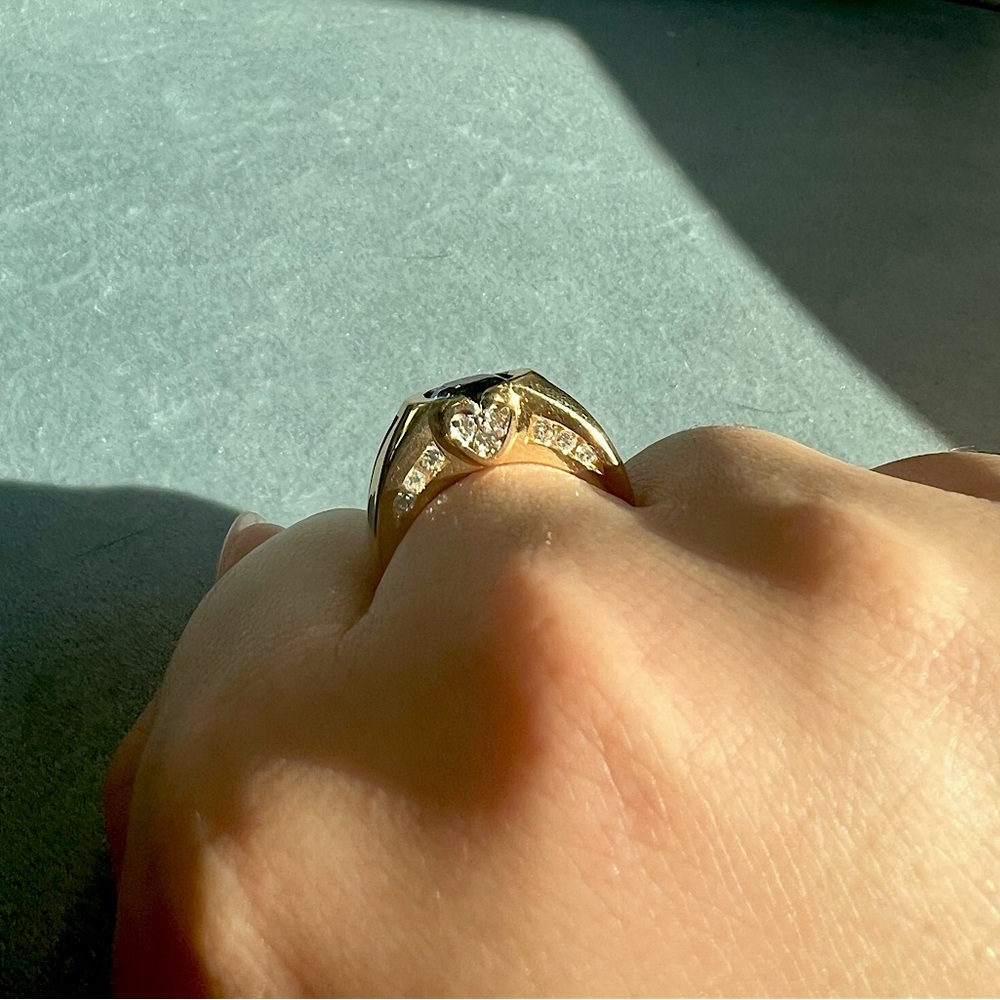 1ct Ceylon Sapphire Ring with Diamond Heart and Channels on profile Size 9.5